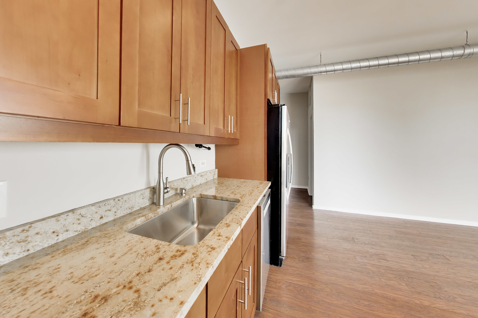 1631 S Michigan Avenue 506 Property Photo 12