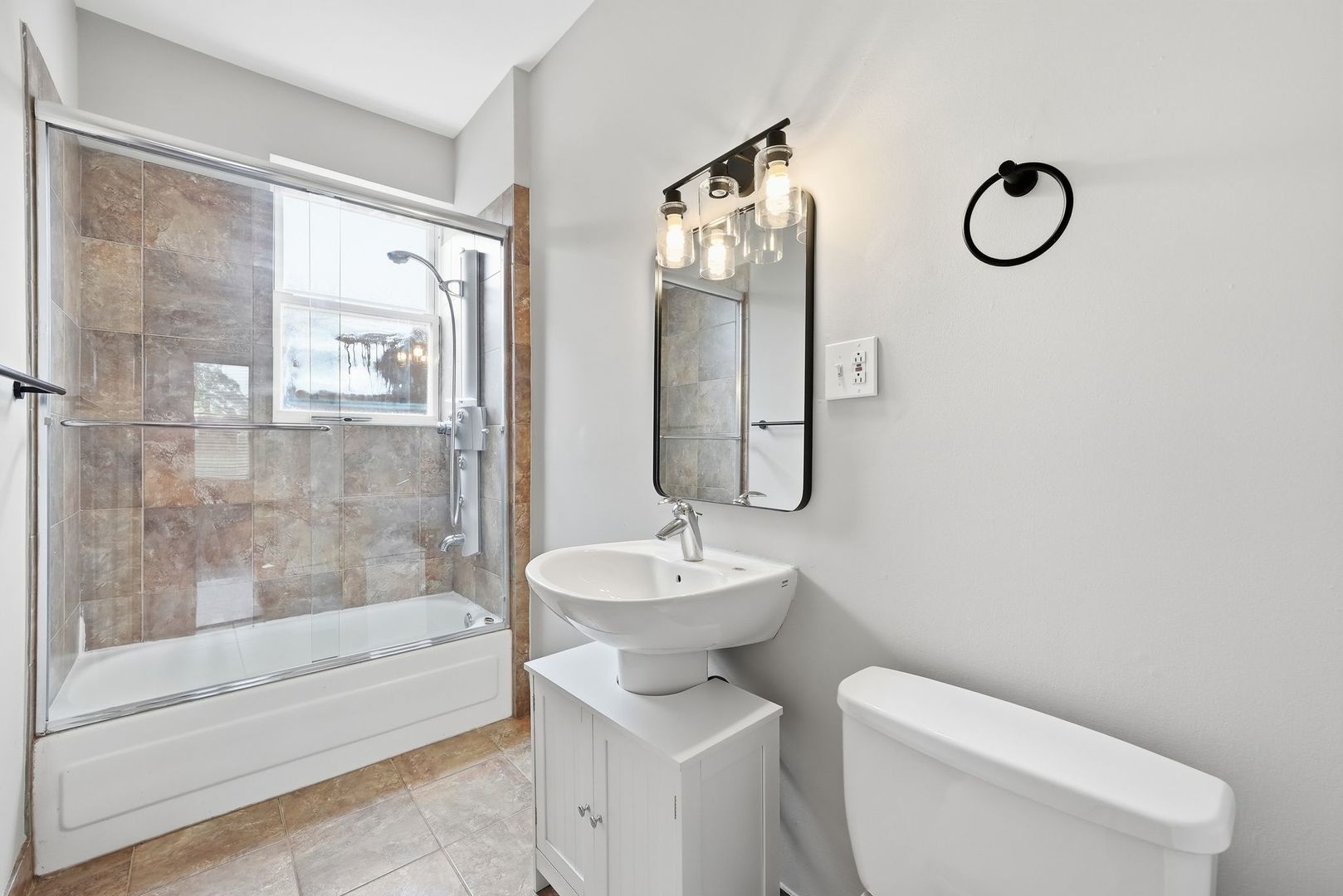 2121 N Saint Louis Avenue 3s Property Photo 10