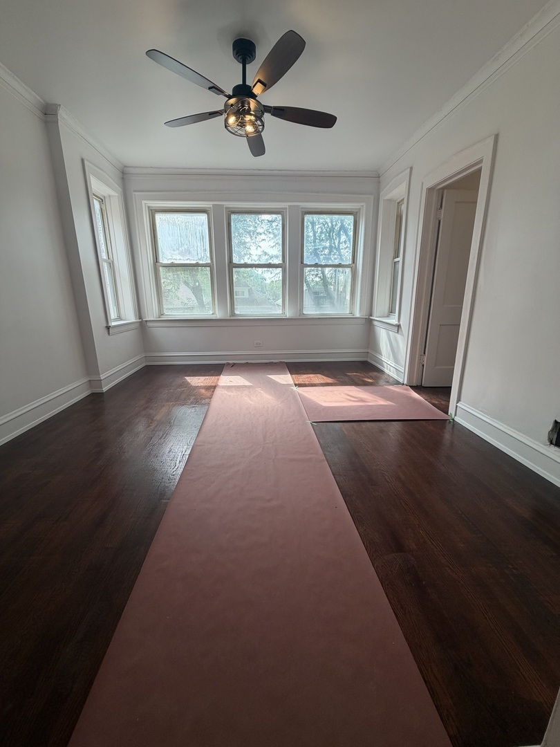 8119 S South Shore Drive 2 Property Photo 3