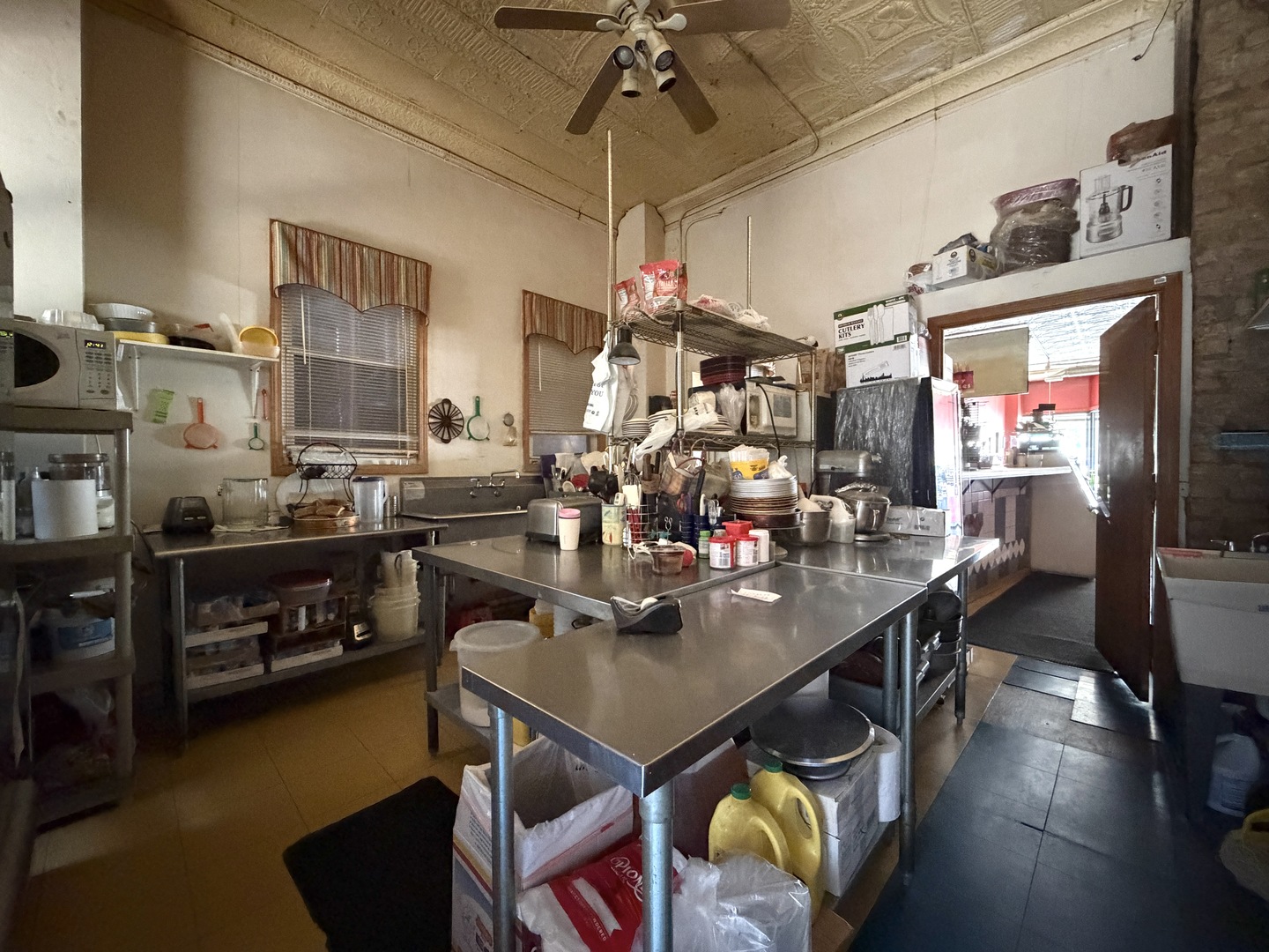 1733 S Halsted Street Property Photo 13
