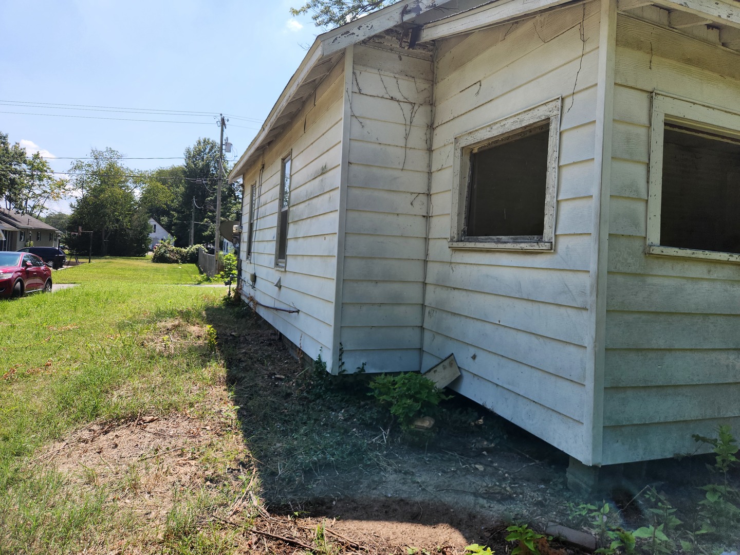 816 Warren Avenue Property Photo 23