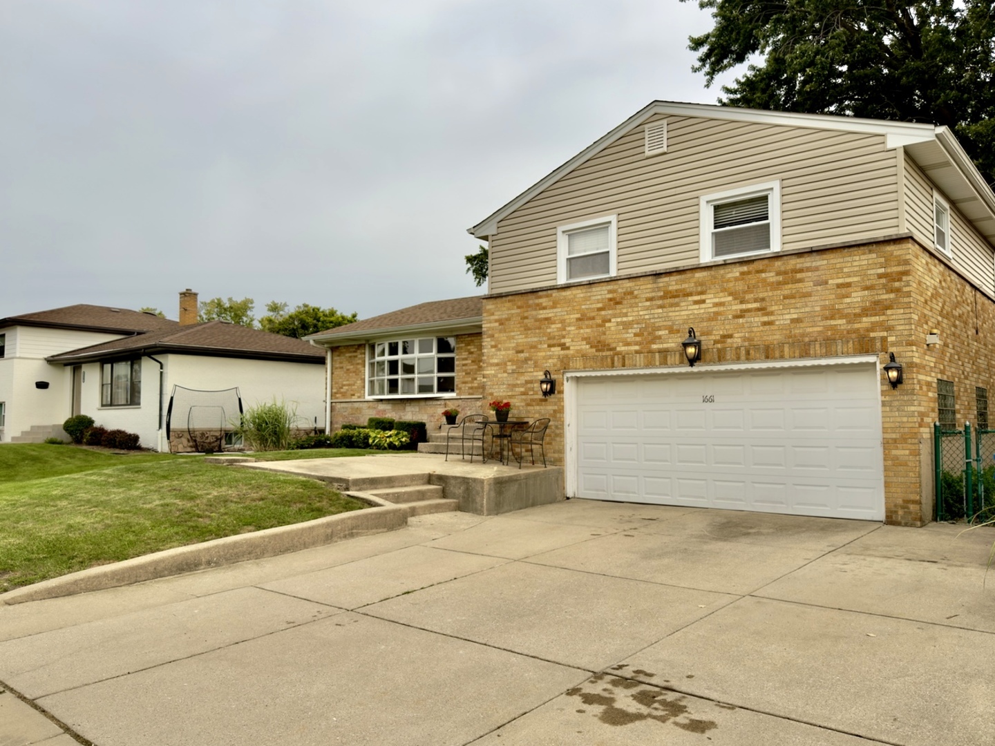 1661 Charleston Court Property Photo 37