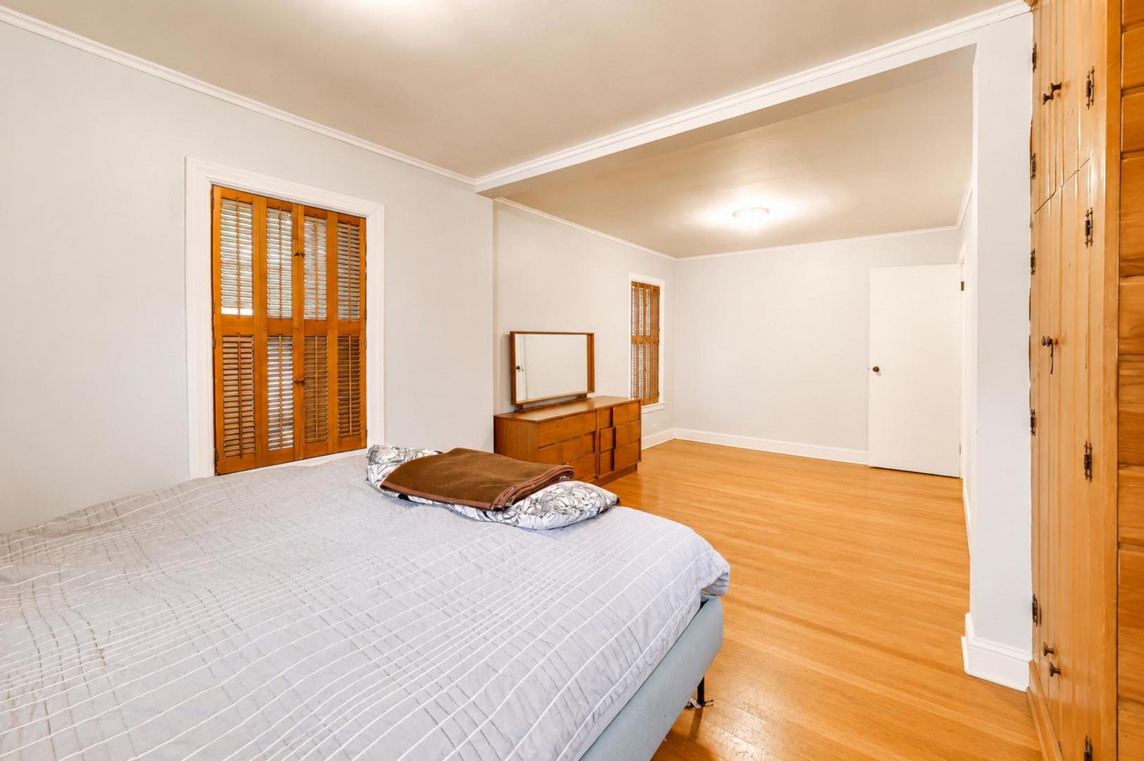 5141 N Octavia Avenue Property Photo 11