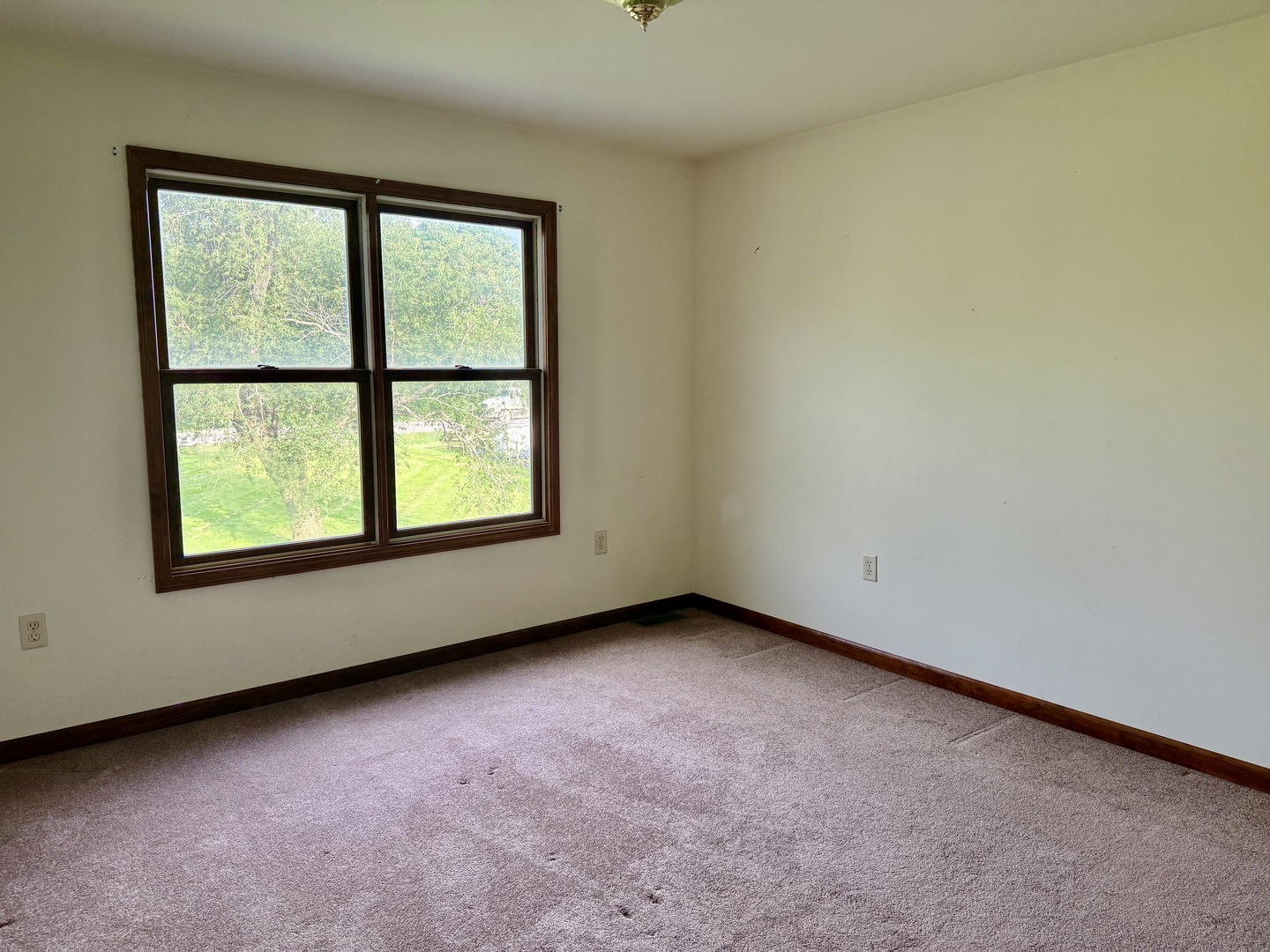 3039 E 3rd Road Property Photo 21