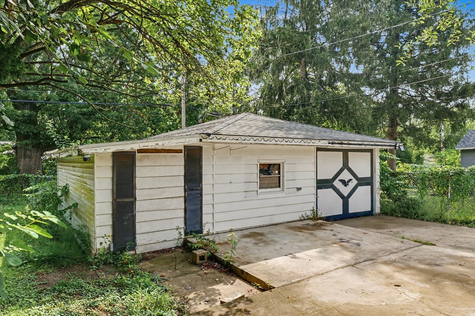 31 Delaware Avenue Property Photo 20