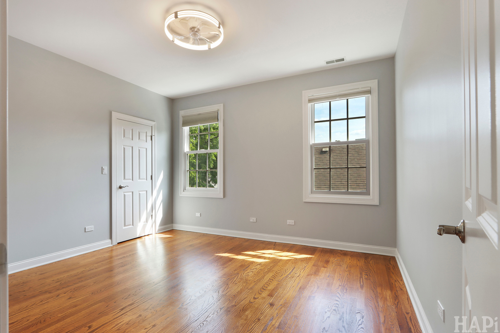 1829 S Crescent Avenue Property Photo 26