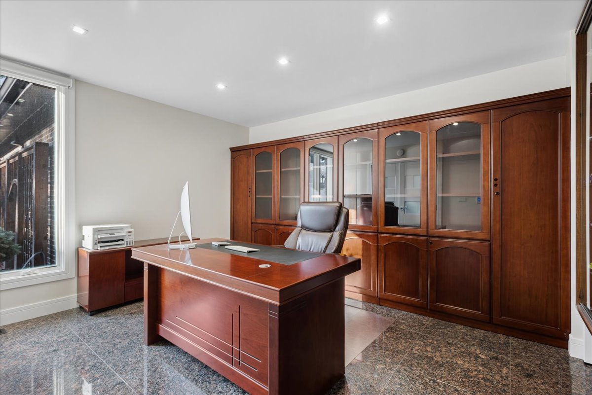 505 Rue Royale Property Photo 8