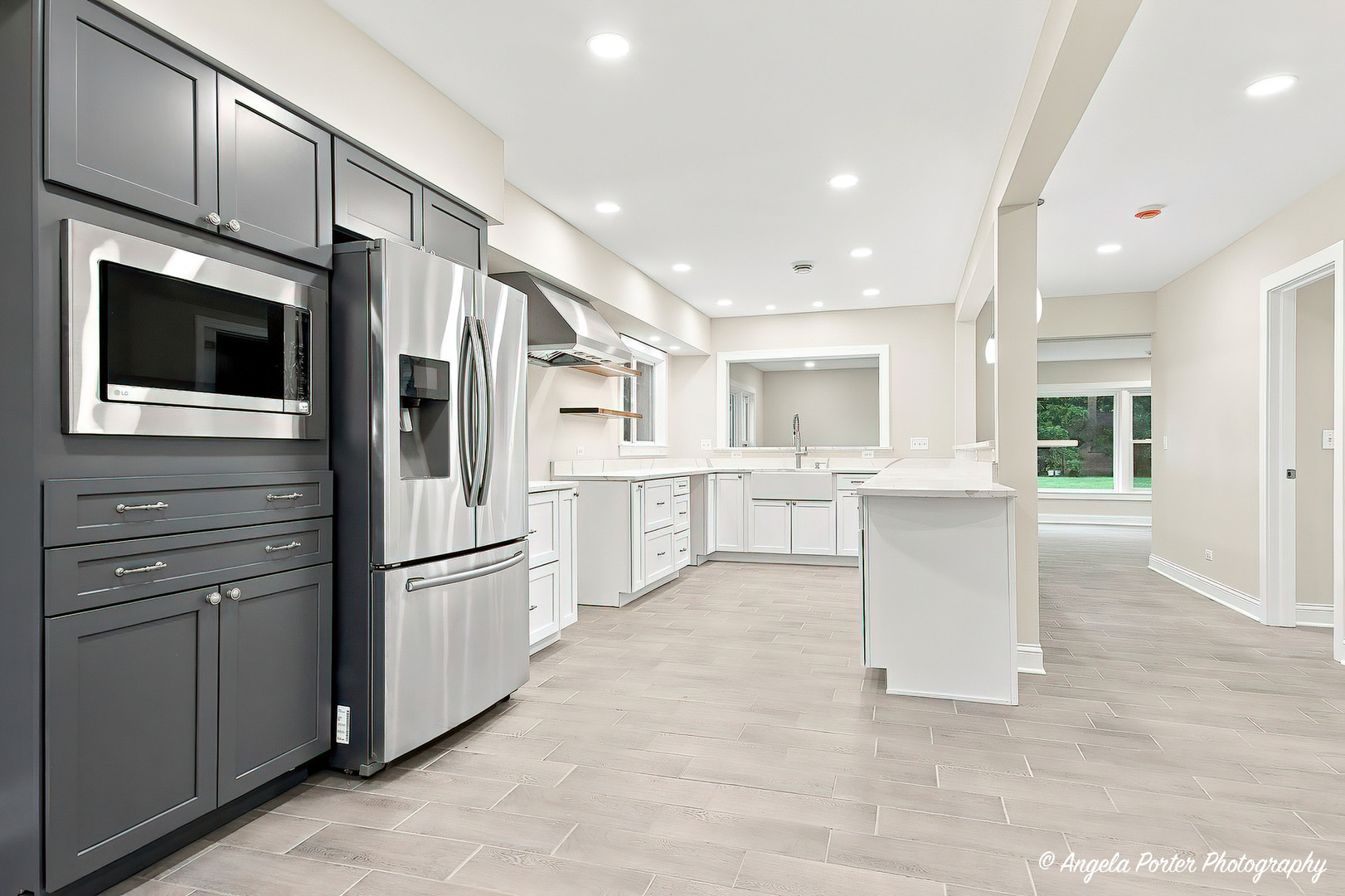 4604 Lakeshore Drive Property Photo 11