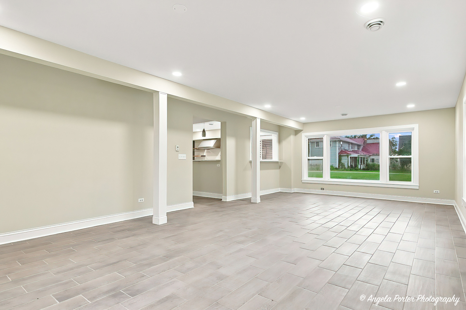 4604 Lakeshore Drive Property Photo 12