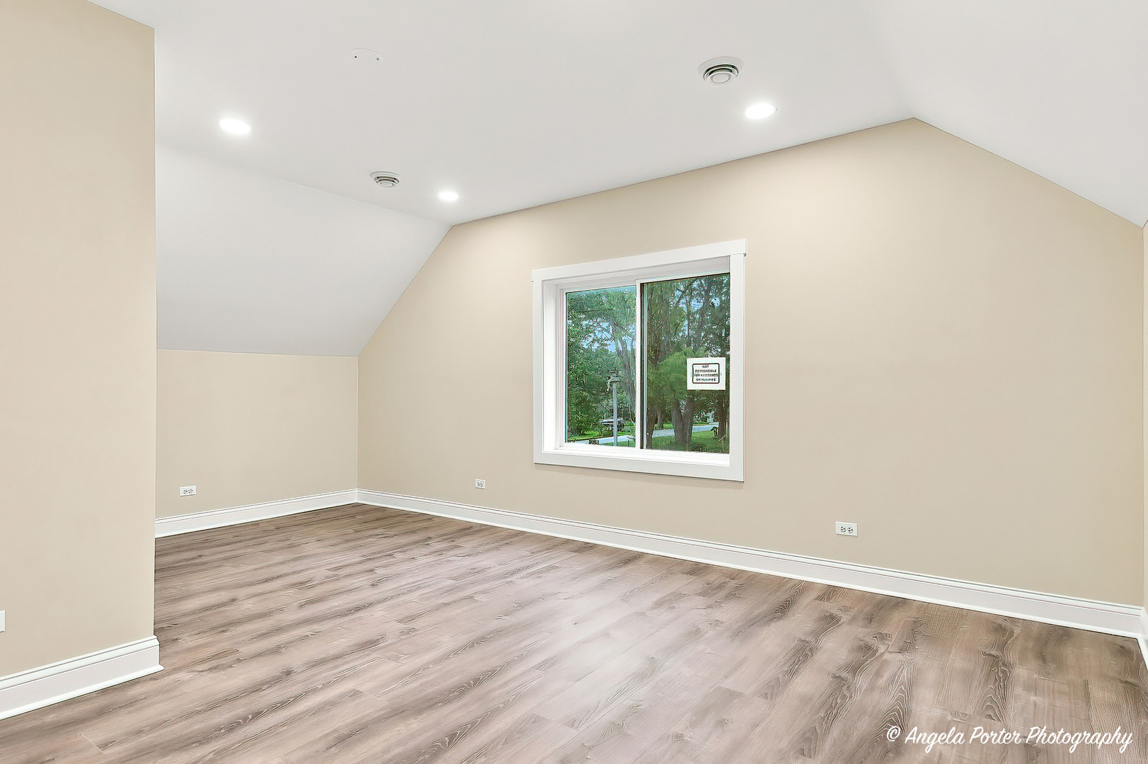 4604 Lakeshore Drive Property Photo 25