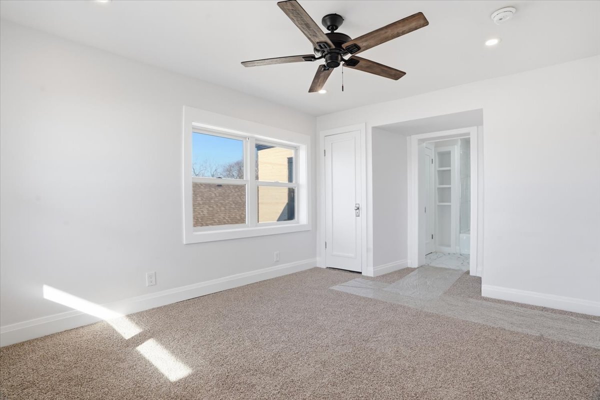 297 E Lakeview Avenue Property Photo 36