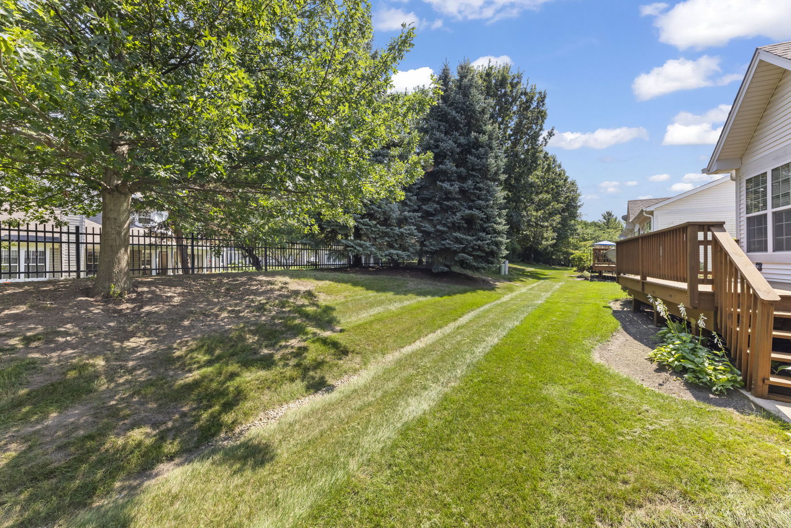 430 Woodhill Drive Property Photo 37