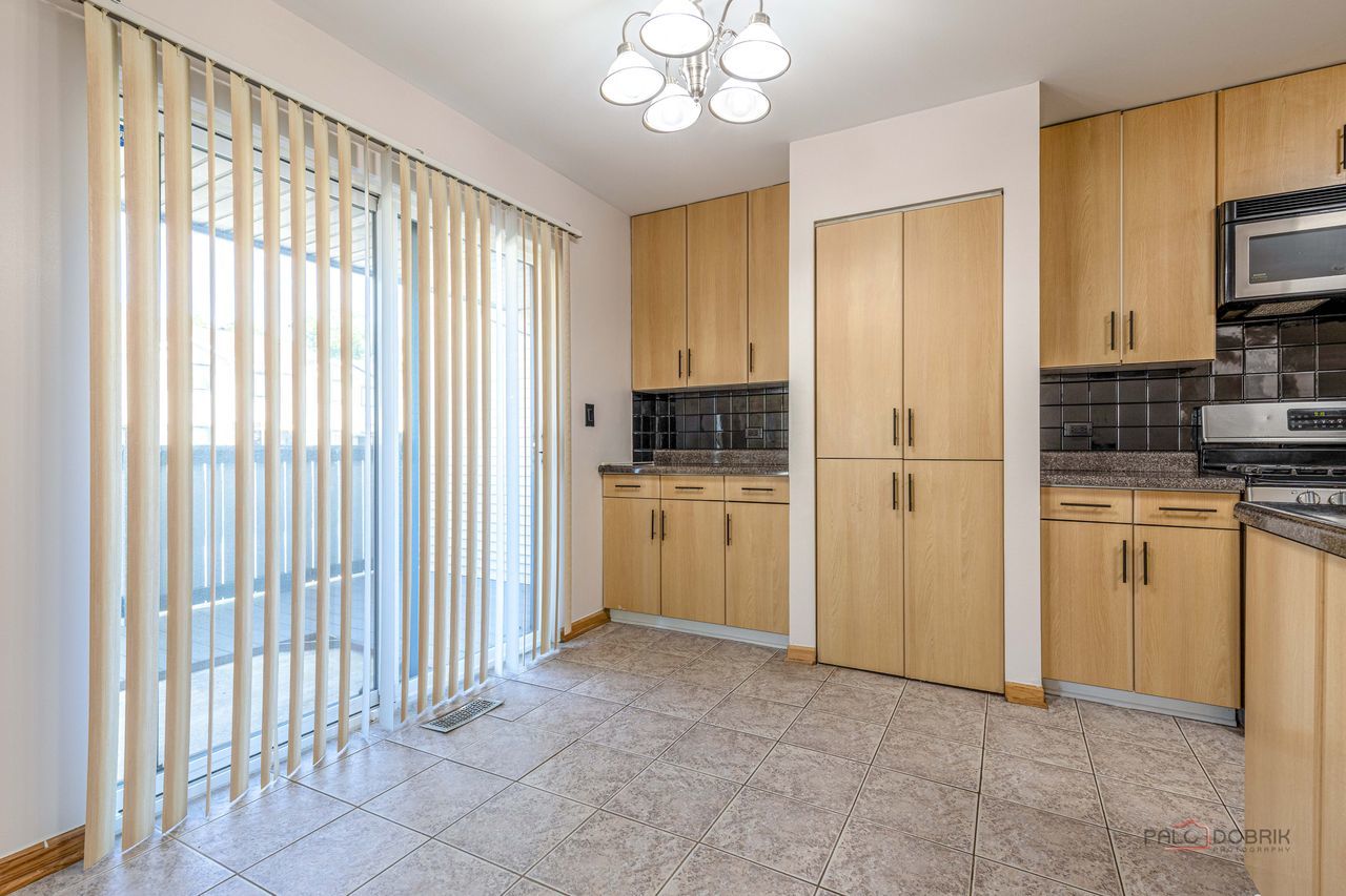 1013 Sussex Drive Property Photo 10