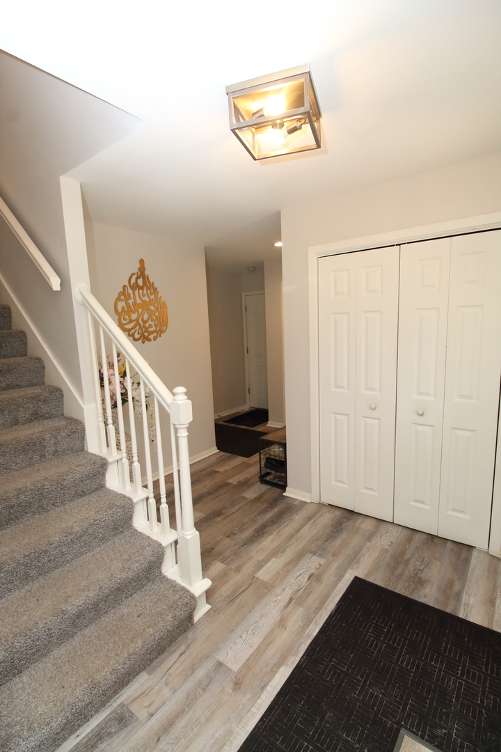 5844 Rainsford Way Property Photo 5