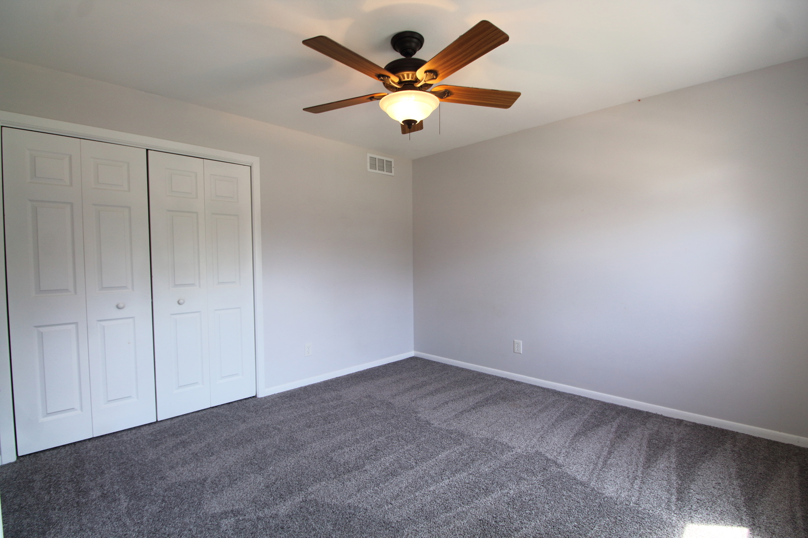 5844 Rainsford Way Property Photo 16