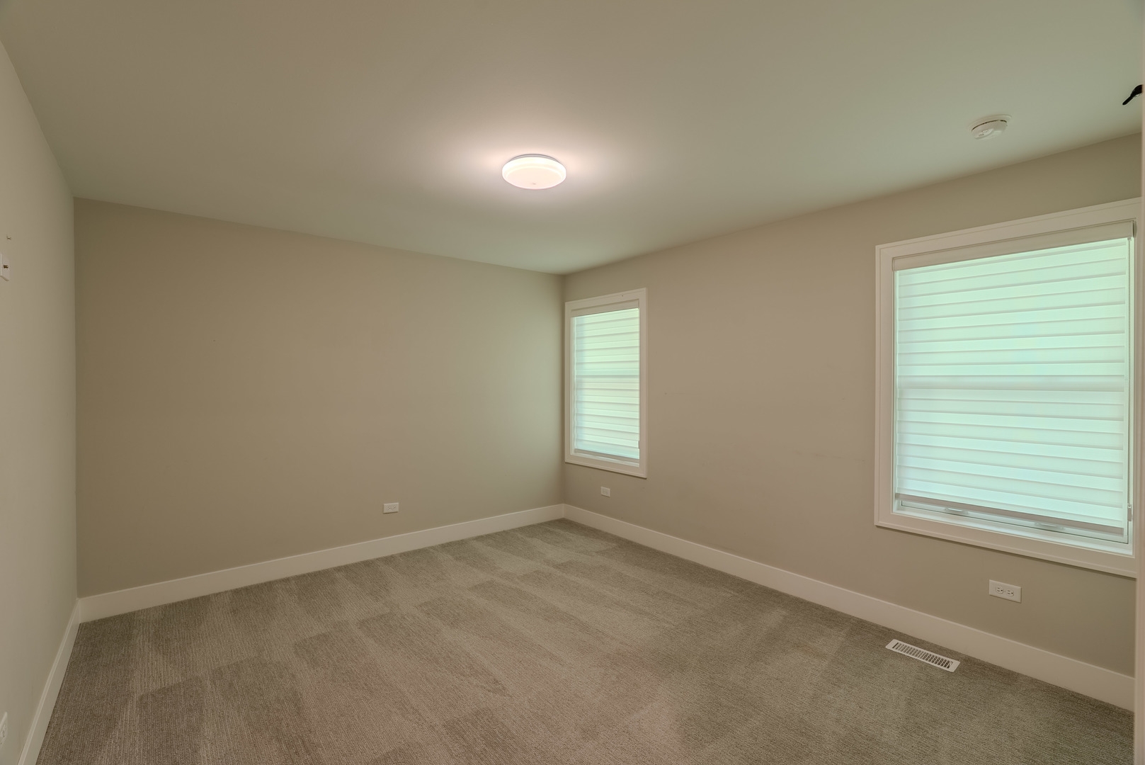411 W Pierce Road Property Photo 15