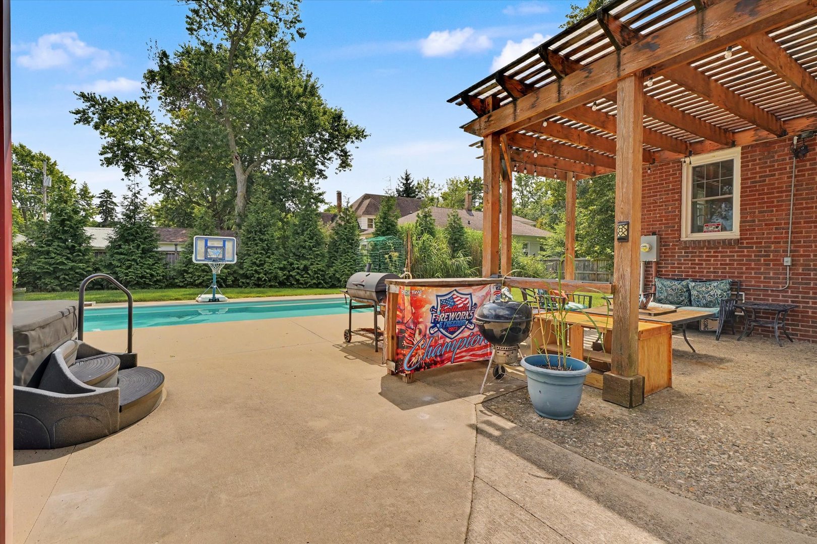 109 N Pine Street Property Photo 47