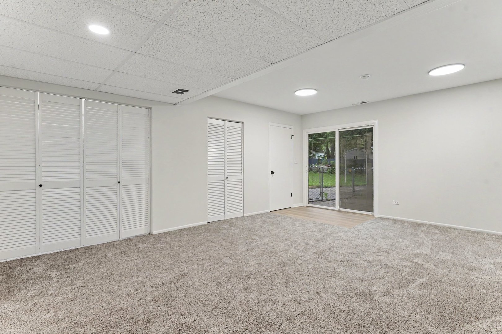 158 N Prairie Avenue Property Photo 9