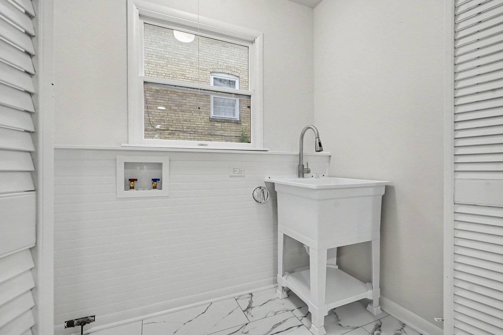 158 N Prairie Avenue Property Photo 11