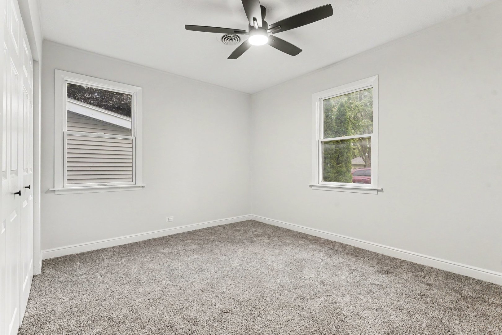 158 N Prairie Avenue Property Photo 13