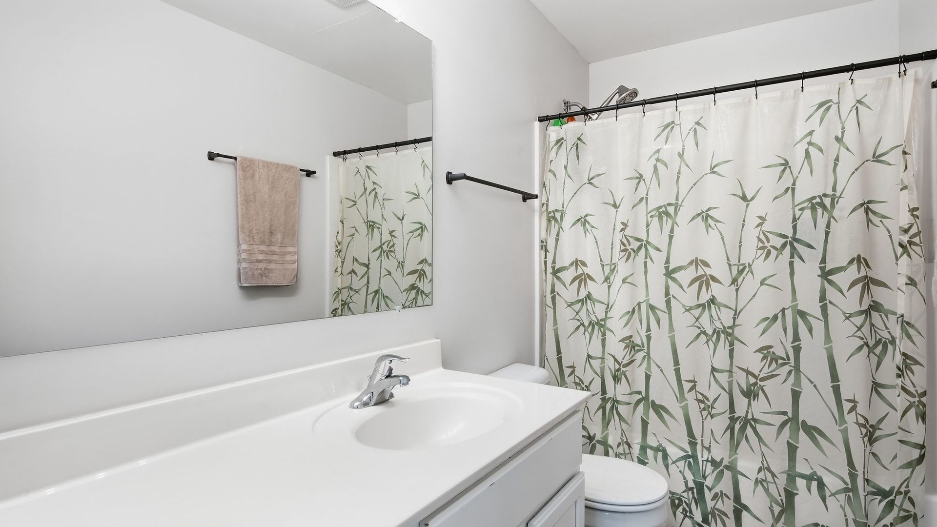 934 Derby Drive Property Photo 15