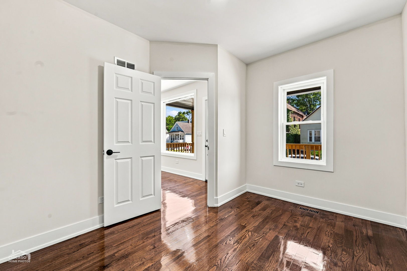 228 154th Place Property Photo 11