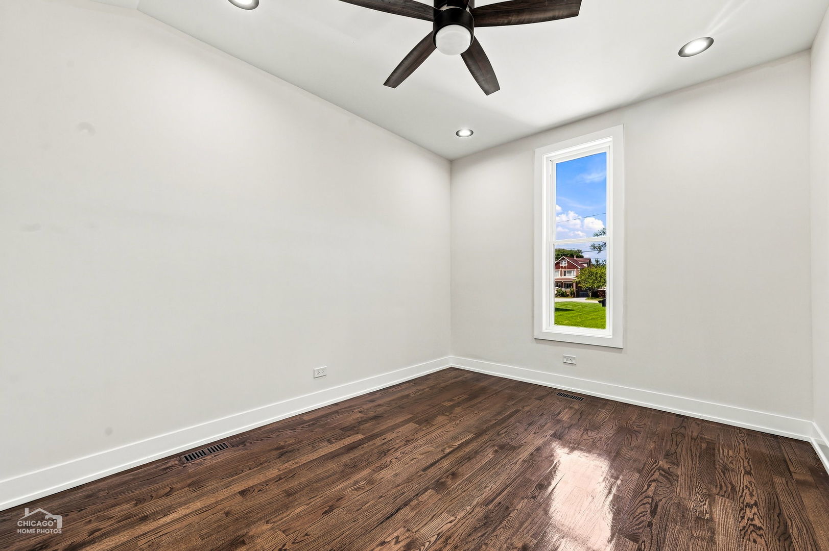 228 154th Place Property Photo 17