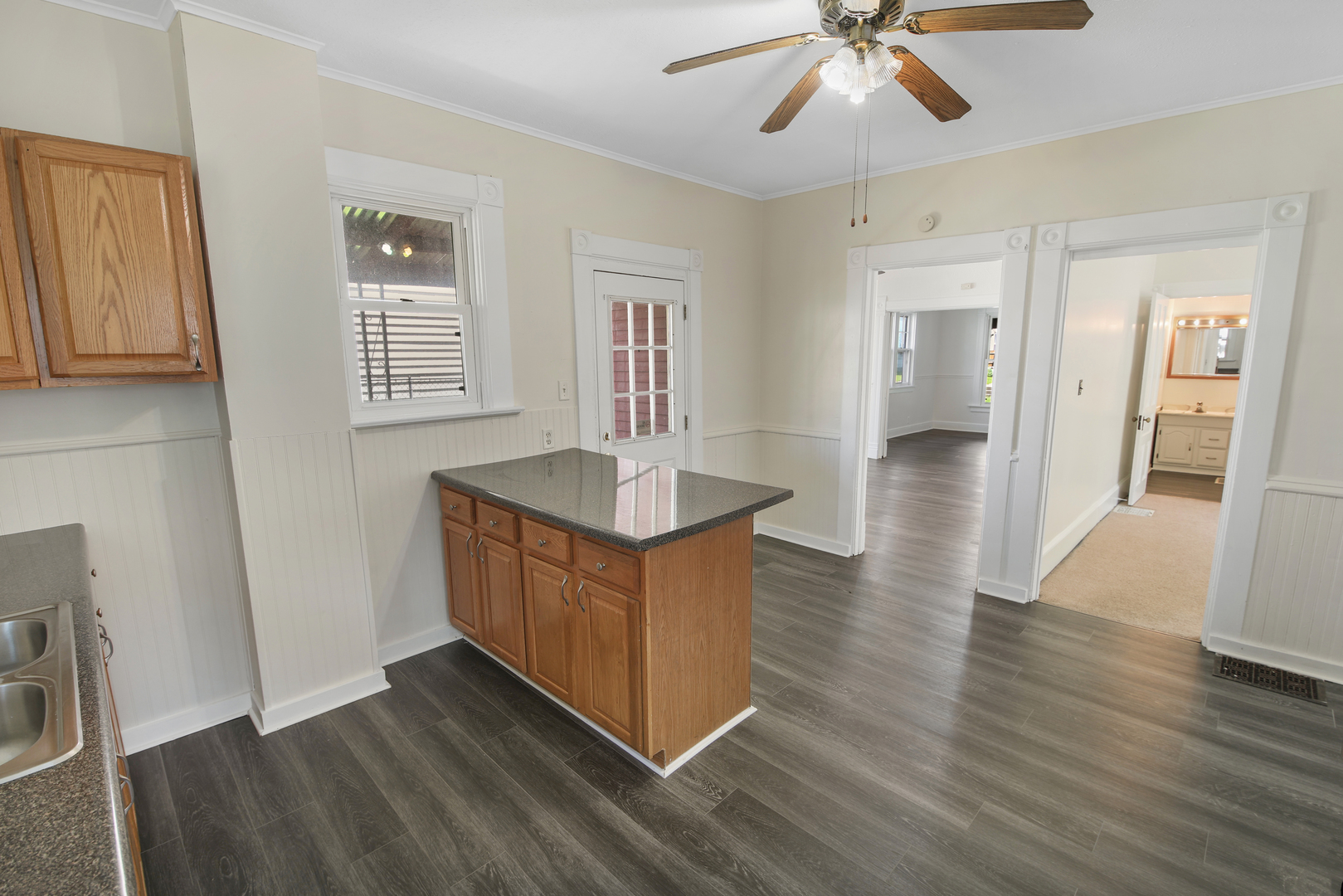 2024 Dixwell Street Property Photo 4