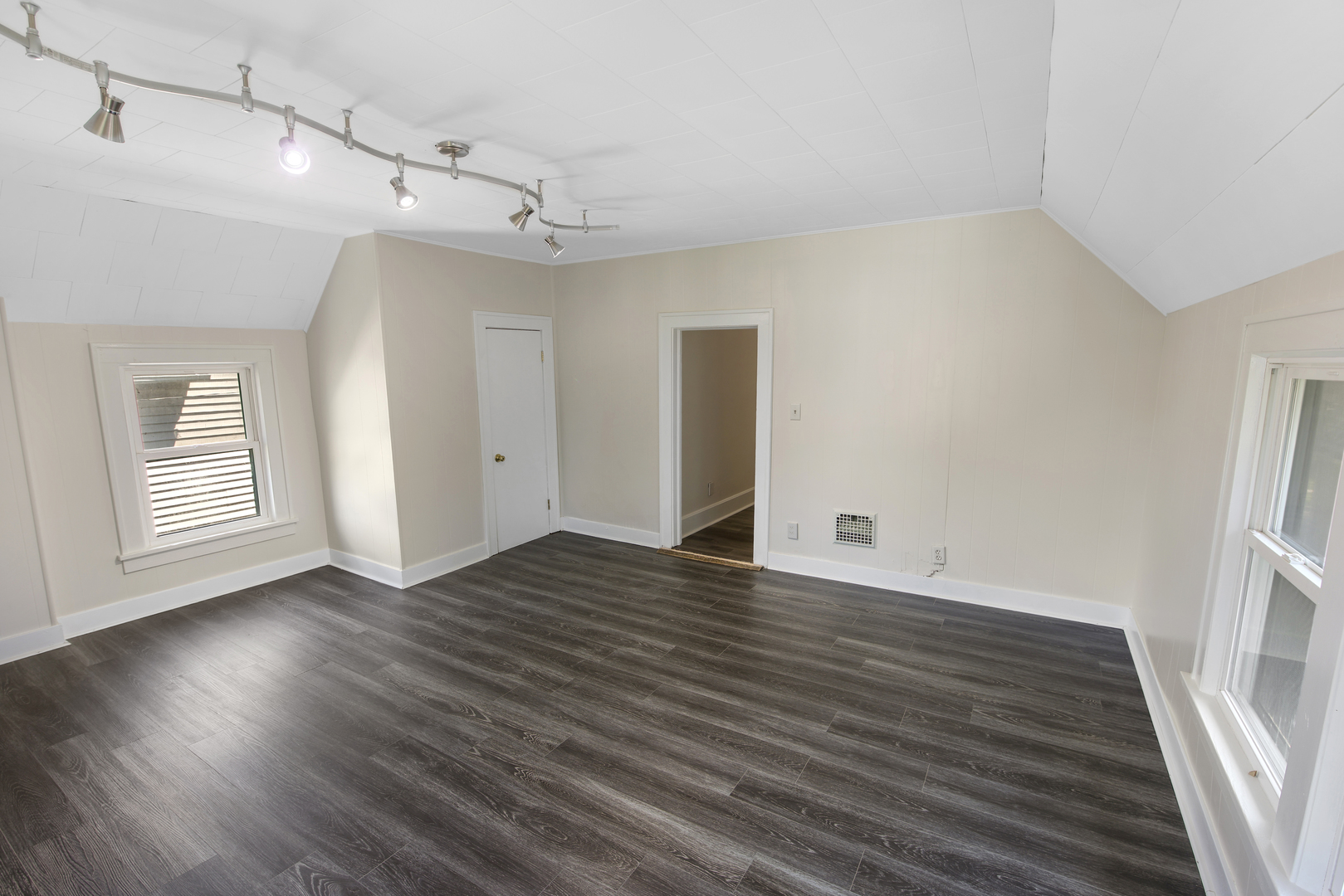 2024 Dixwell Street Property Photo 15