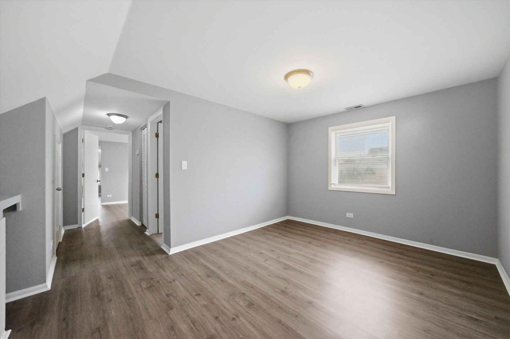 2050 N Kenneth Avenue Property Photo 22