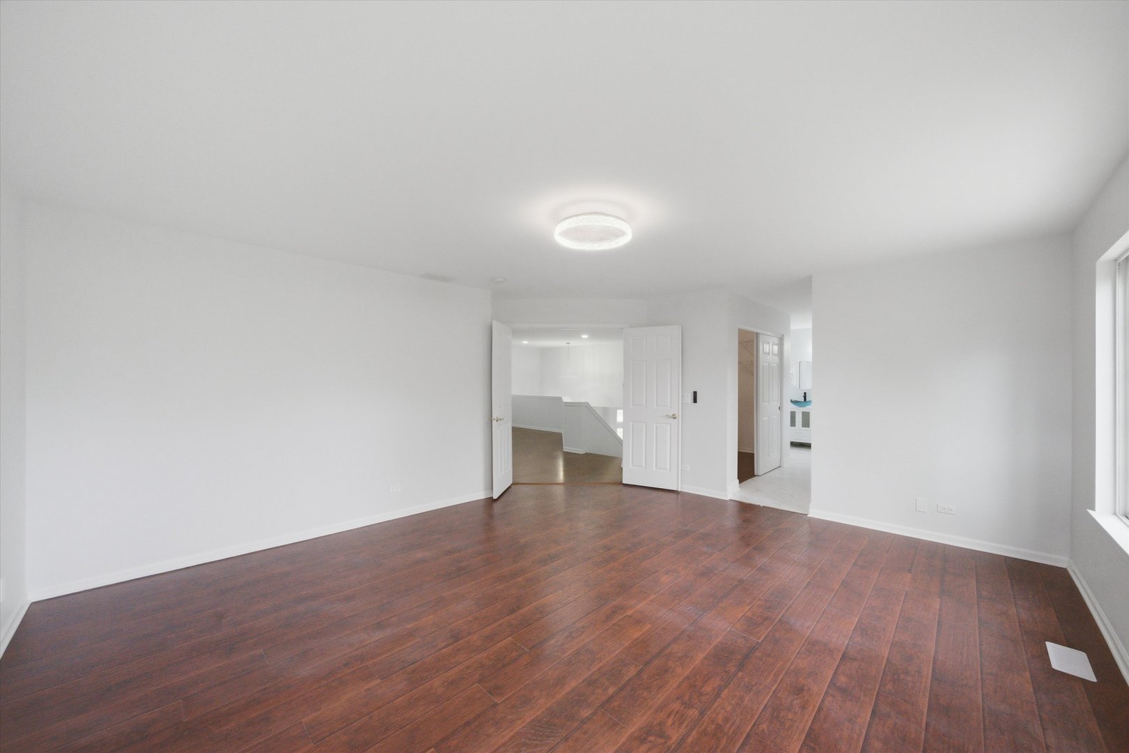 2210 Fieldcrest Drive Property Photo 20