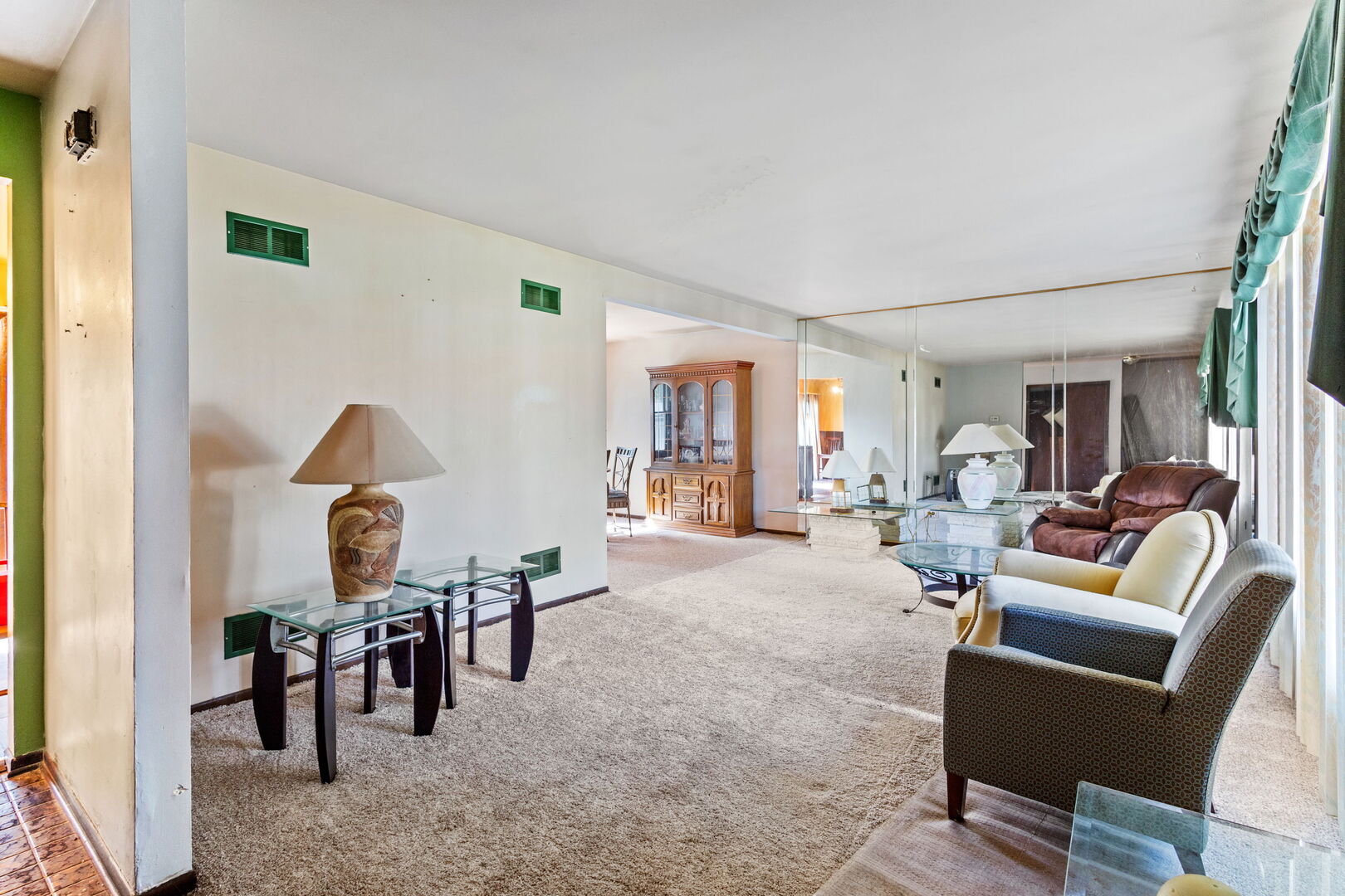 3 Rich Court Property Photo 4