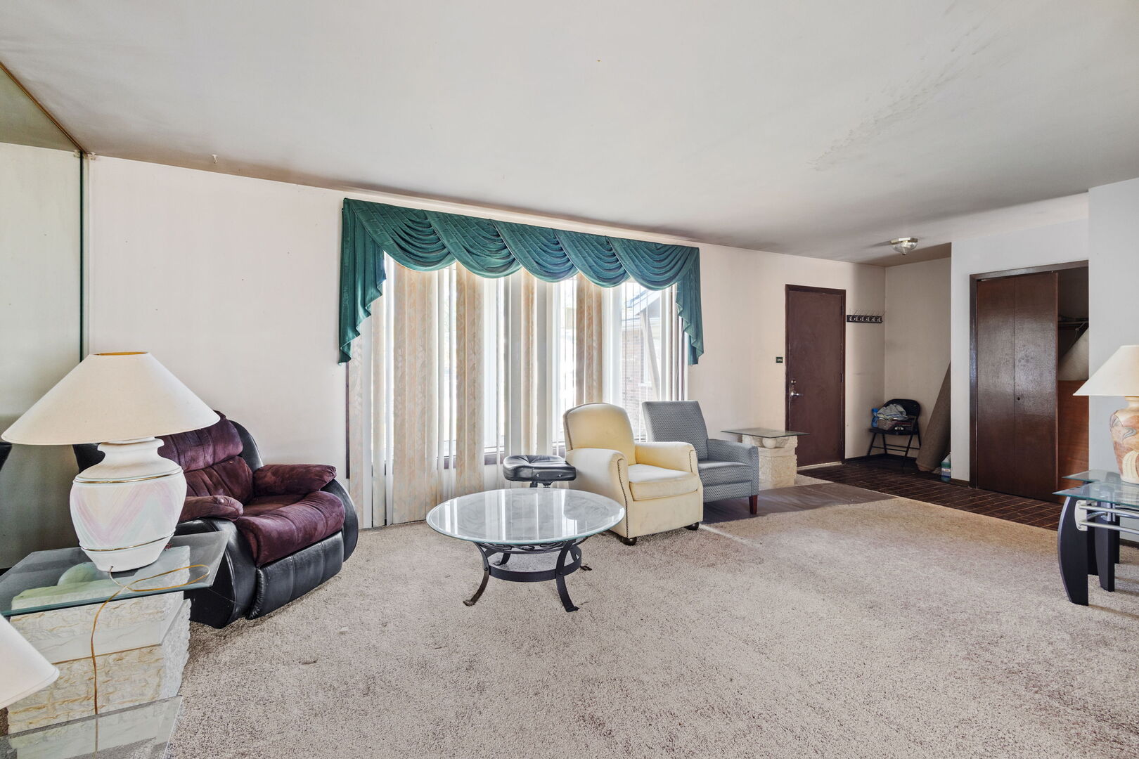 3 Rich Court Property Photo 5