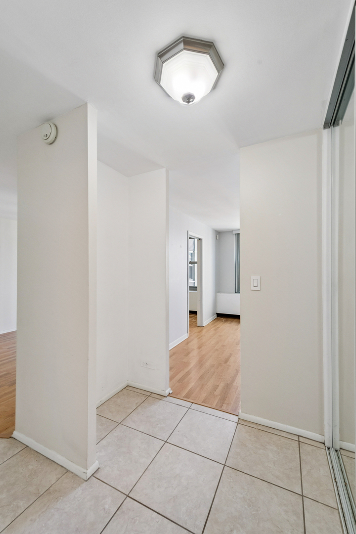 400 E Randolph Street 2502 Property Photo 13