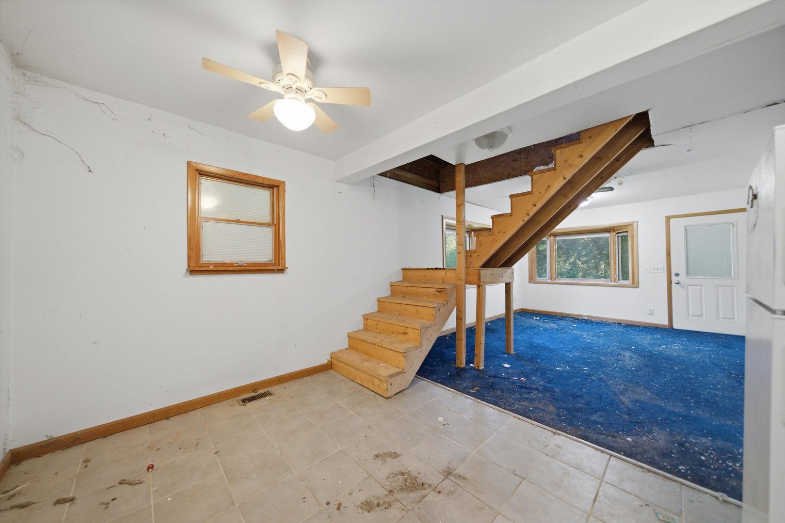 42396 N Willow Street Property Photo 4