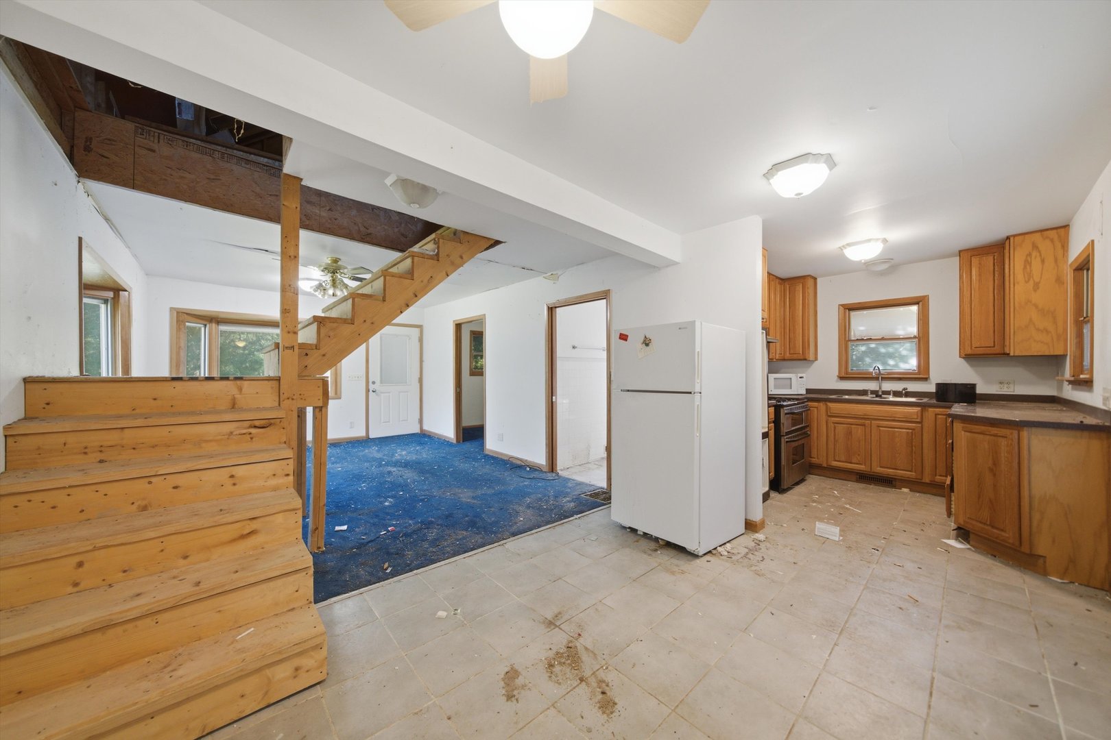 42396 N Willow Street Property Photo 5