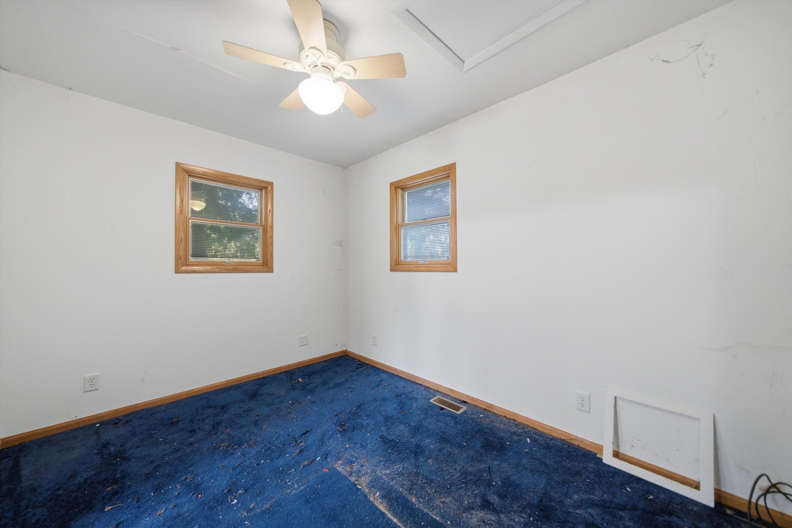 42396 N Willow Street Property Photo 12