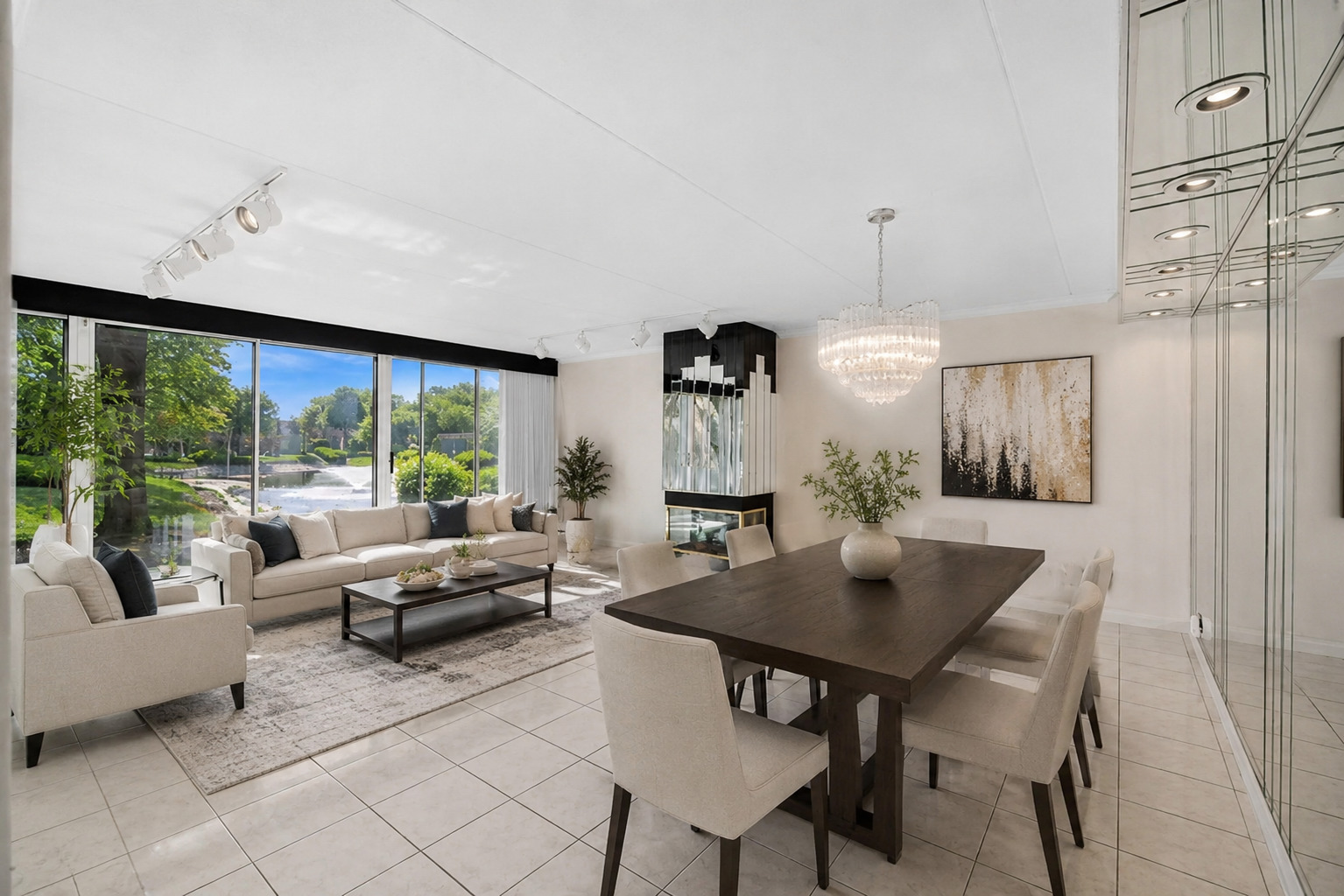 137 Avon Road Property Photo 2