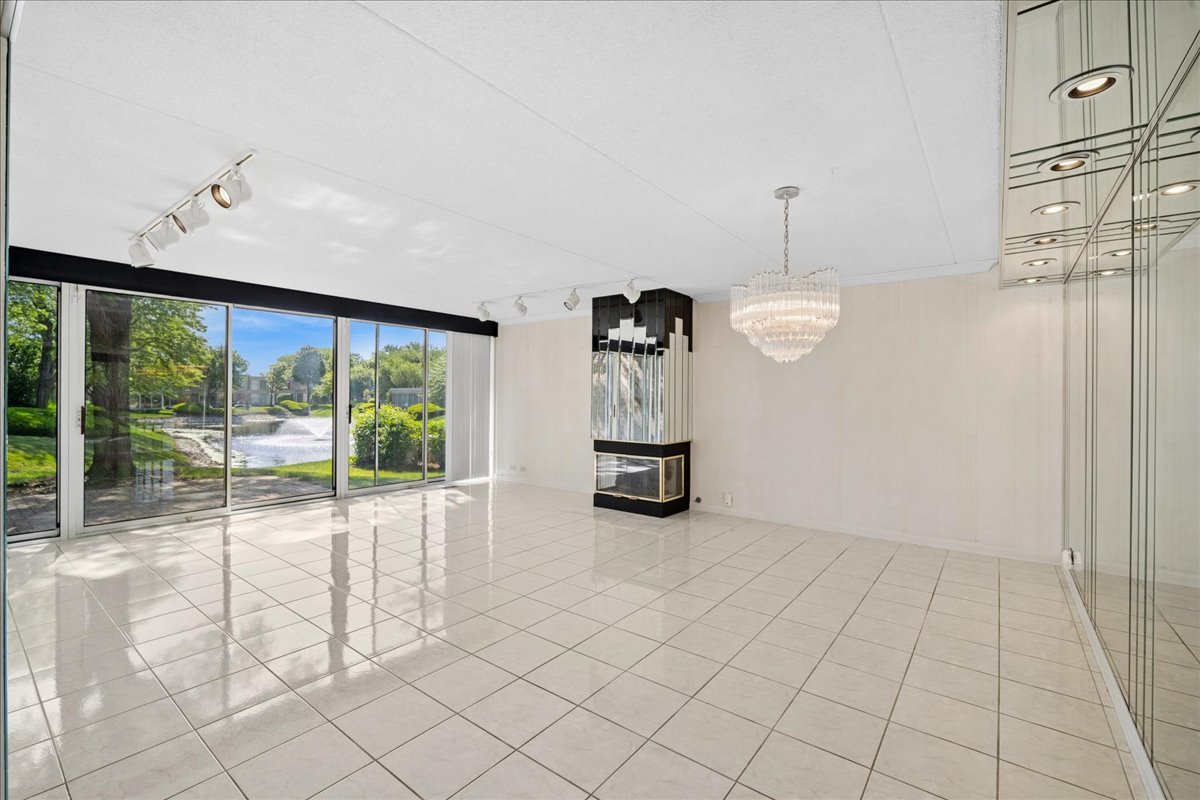 137 Avon Road Property Photo 3