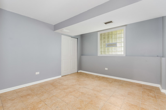 1034 Pine Avenue Property Photo 23