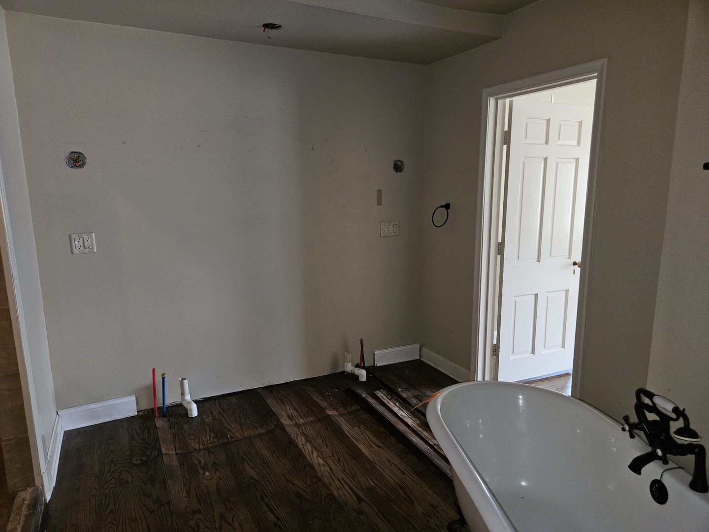 302 W Main Street Property Photo 25
