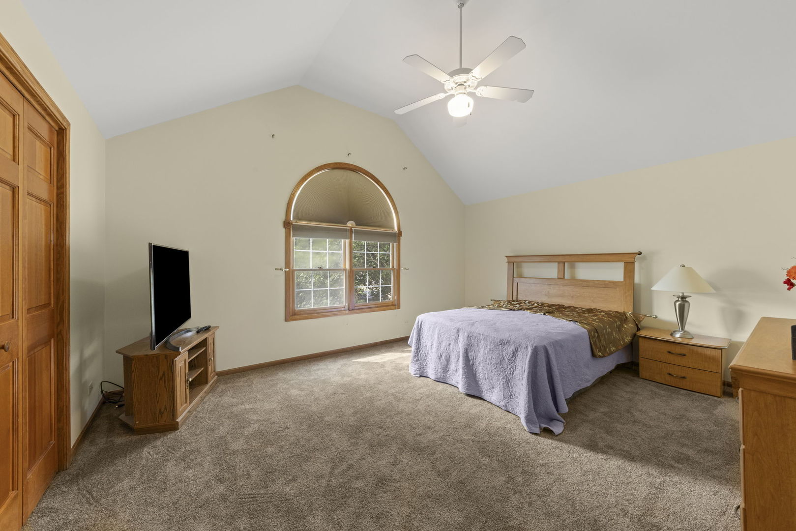 1n145 Glenrise Court Property Photo 25