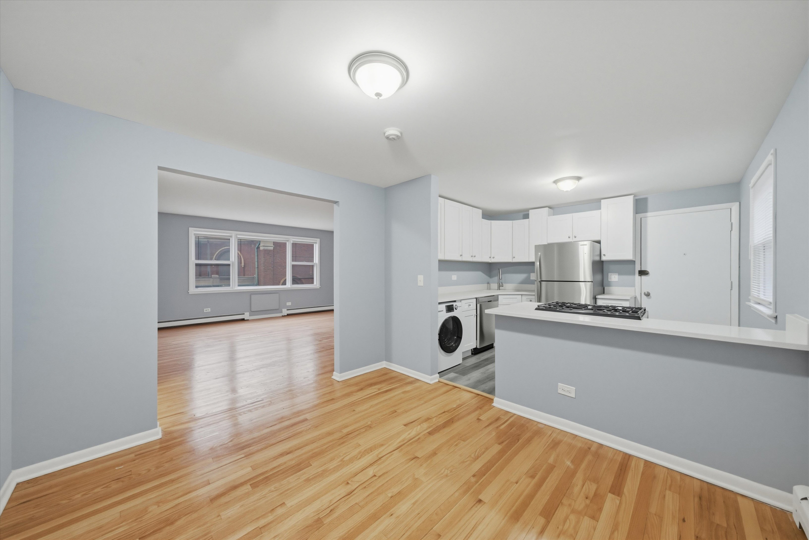6921 N Ashland Boulevard 3a Property Photo 6