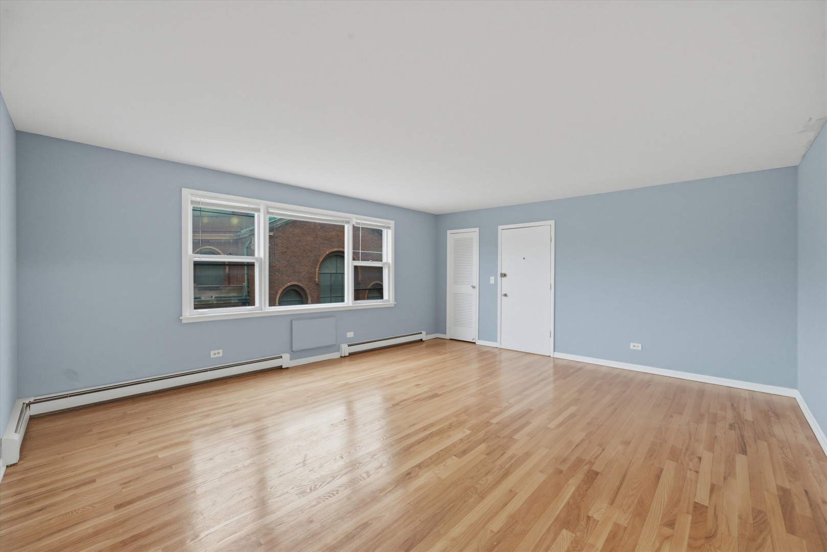6921 N Ashland Boulevard 3a Property Photo 9