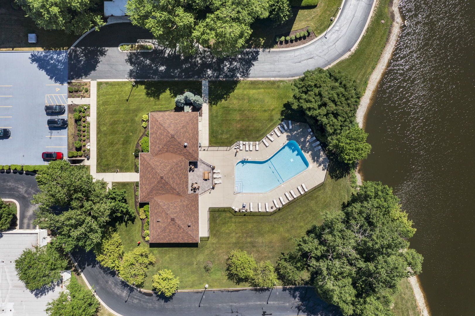 2020 Saint Regis Drive 605 Property Photo 13