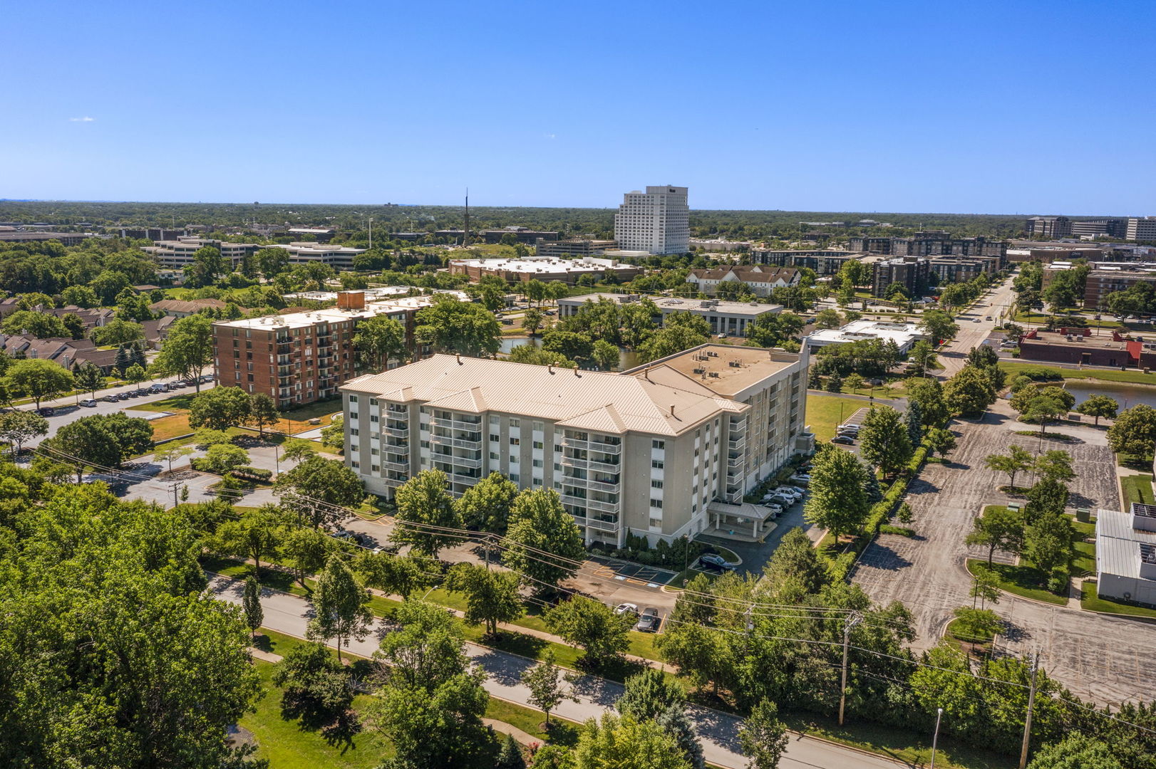 2020 Saint Regis Drive 605 Property Photo 15