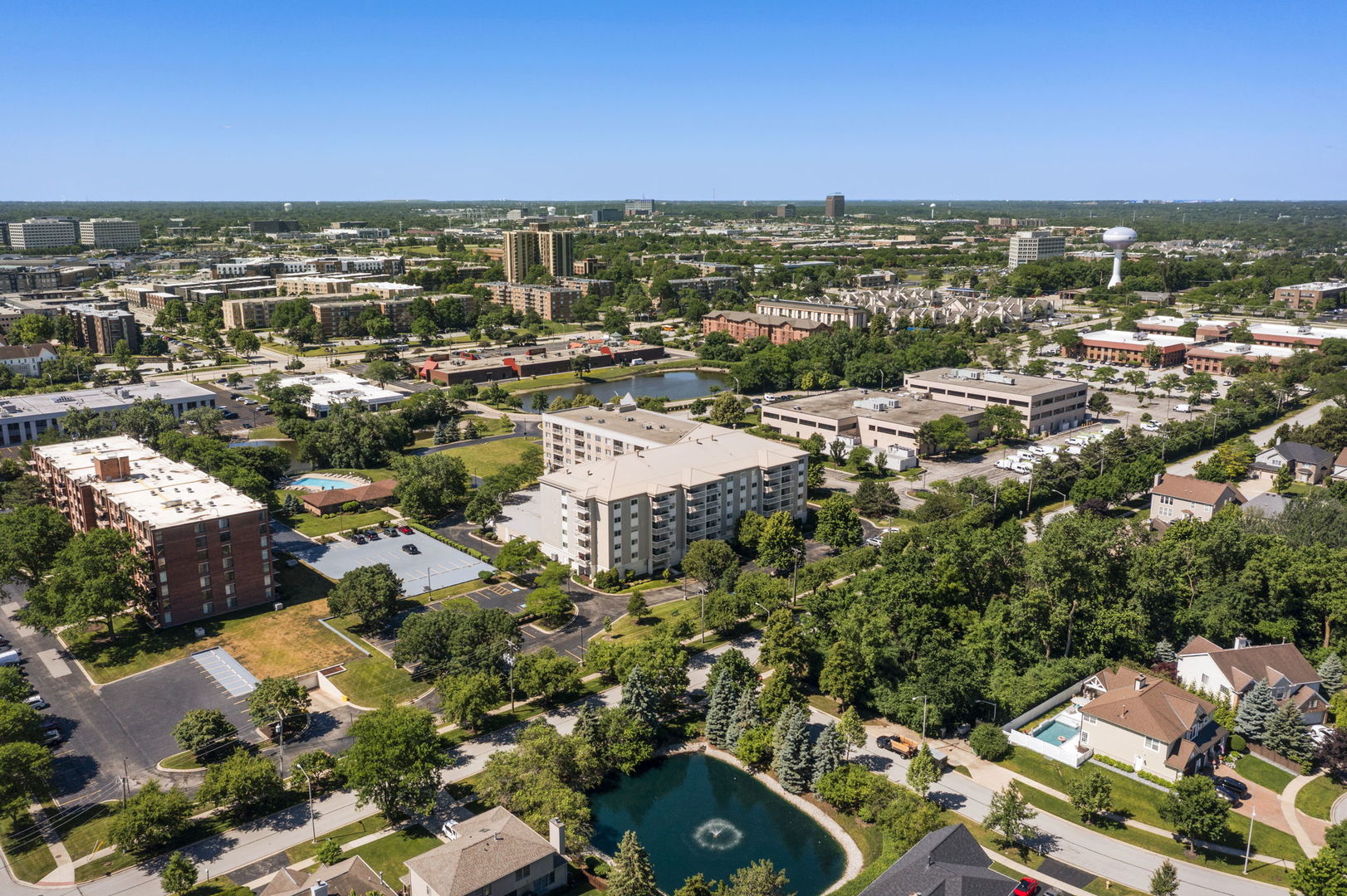 2020 Saint Regis Drive 605 Property Photo 17