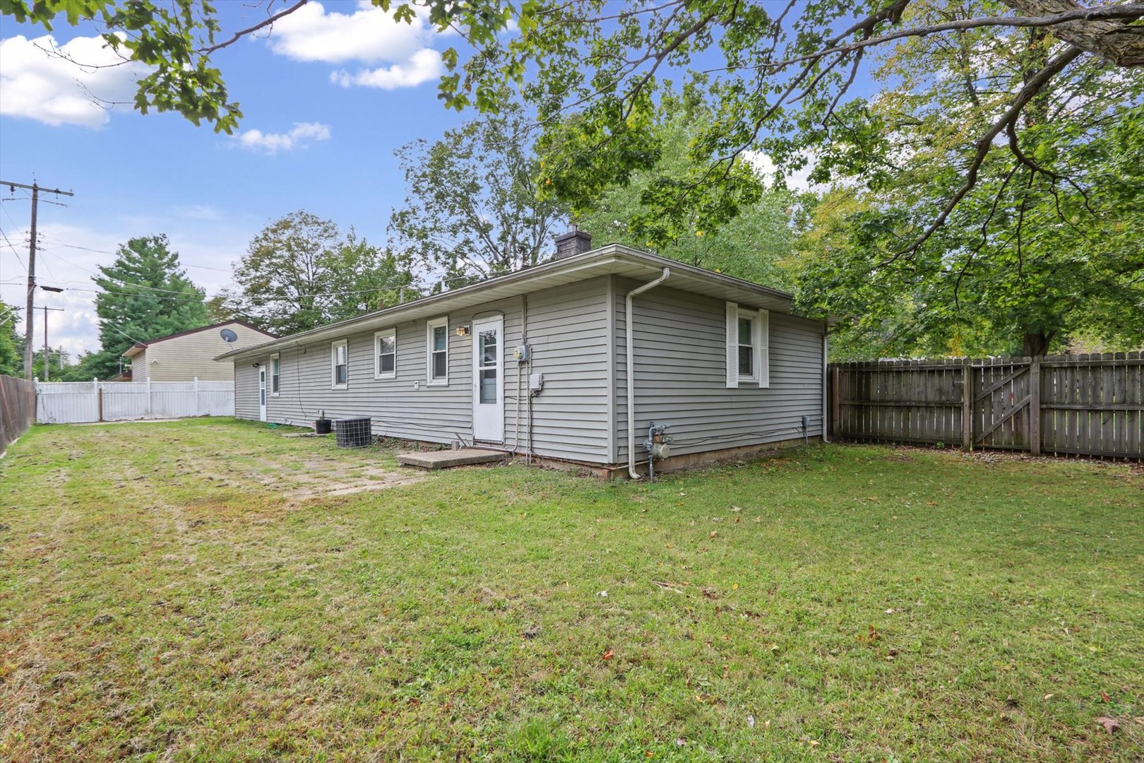1802 Peach Street Property Photo 26