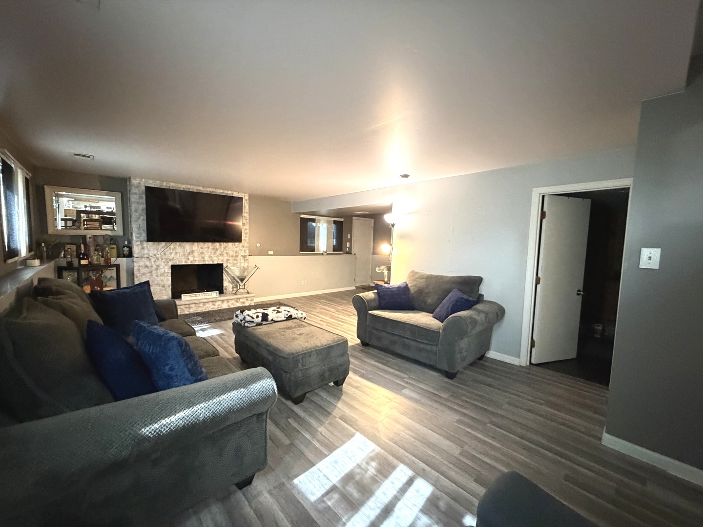 4912 Arquilla Drive Property Photo 8