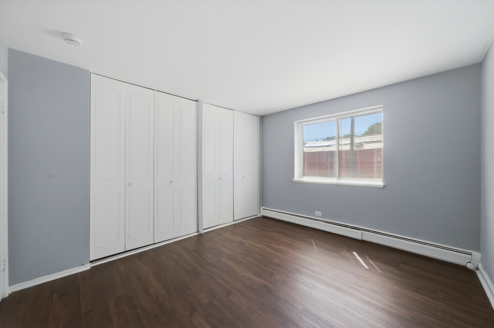 7320 N Rogers Avenue 210 Property Photo 9